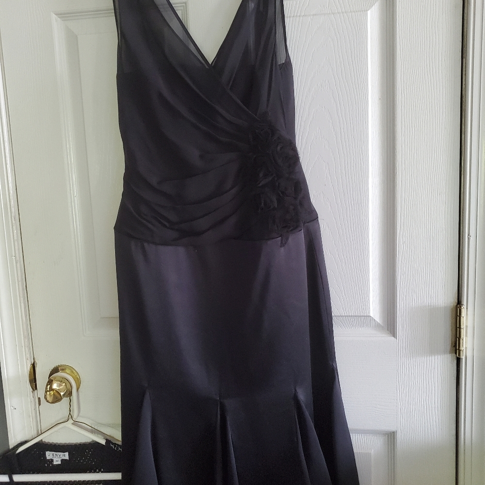 Rickie Freeman Teri Jon sleeveless dress